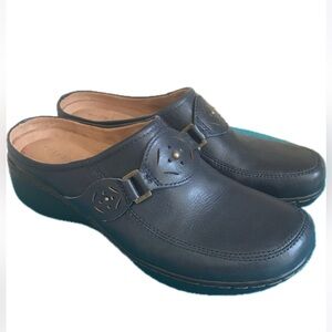 EASYSPIRIT ESDELYN CLOGS MULES 7 Narrow
